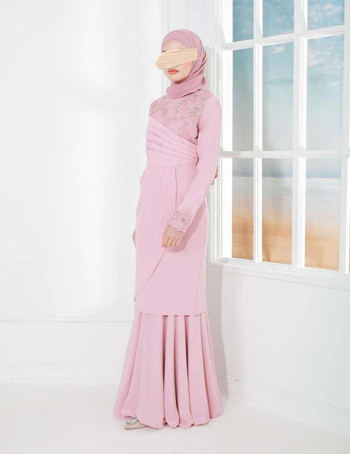 SIPO Drape Pattern Cotton Lace Pink Asymmetrical Premium Chiffon Hip Wrap Dress Hand Embroidery Modern Style Baju Kurung