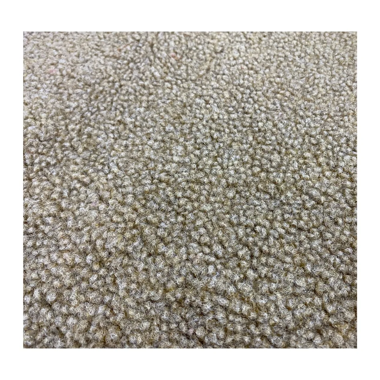 High Textile Manufacturer in Thailand Sheep Artificial Fur Fabric 100 Polyester Popular for Plush Toy Jacket Shoe Hat Carpet Bag