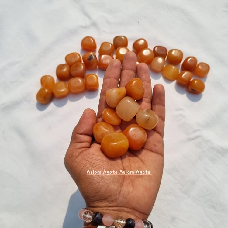 Hot Sale High Quality Natural  Pink  Aventurine Tumbled Stones Healing Tumbled Stone For Meditation And Decoration