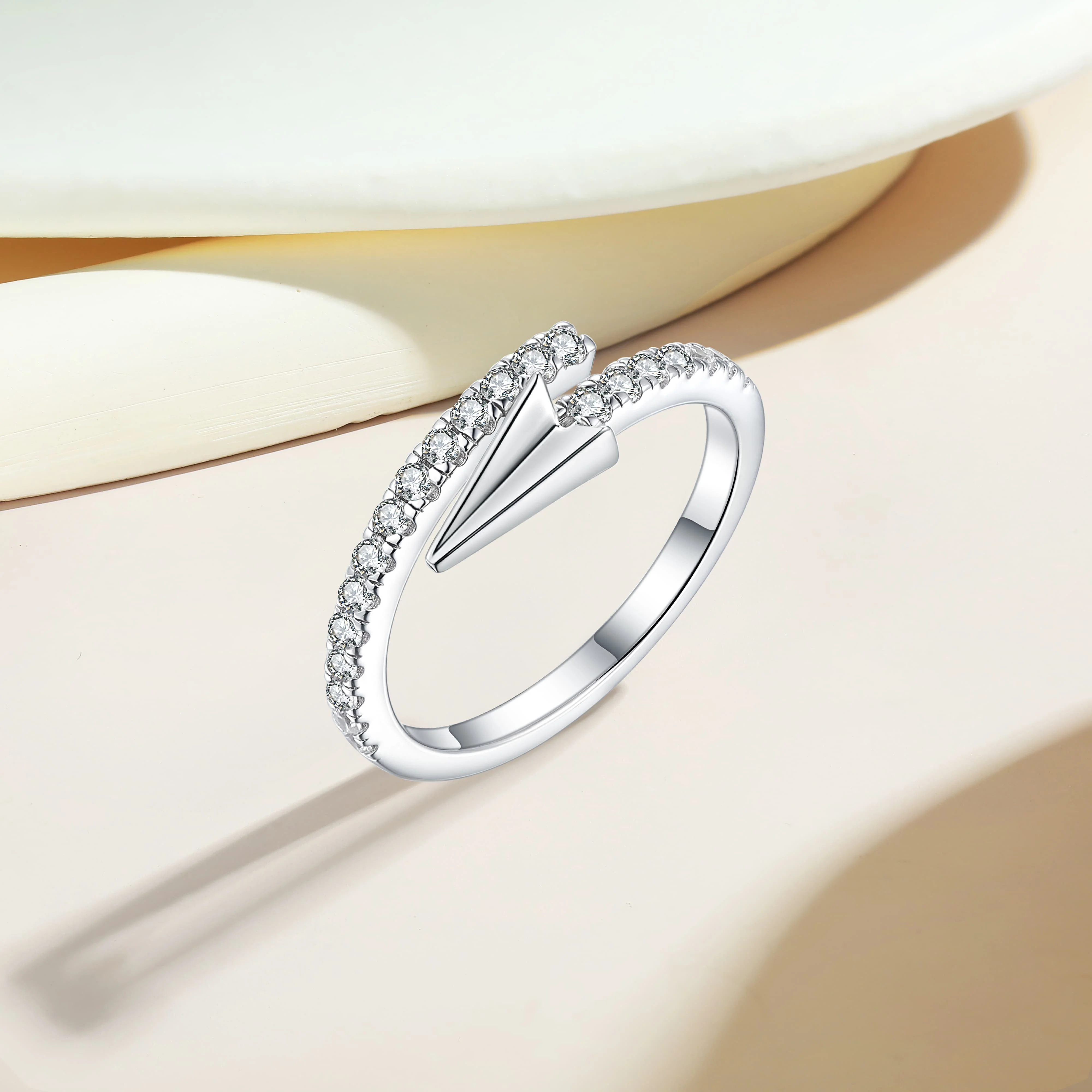 Dropshipping Stocks Selling 925 Sterling Silver Rings Customize Logo Rings CZ Zircon Wedding Promise Jewelry Bridal Women Rings