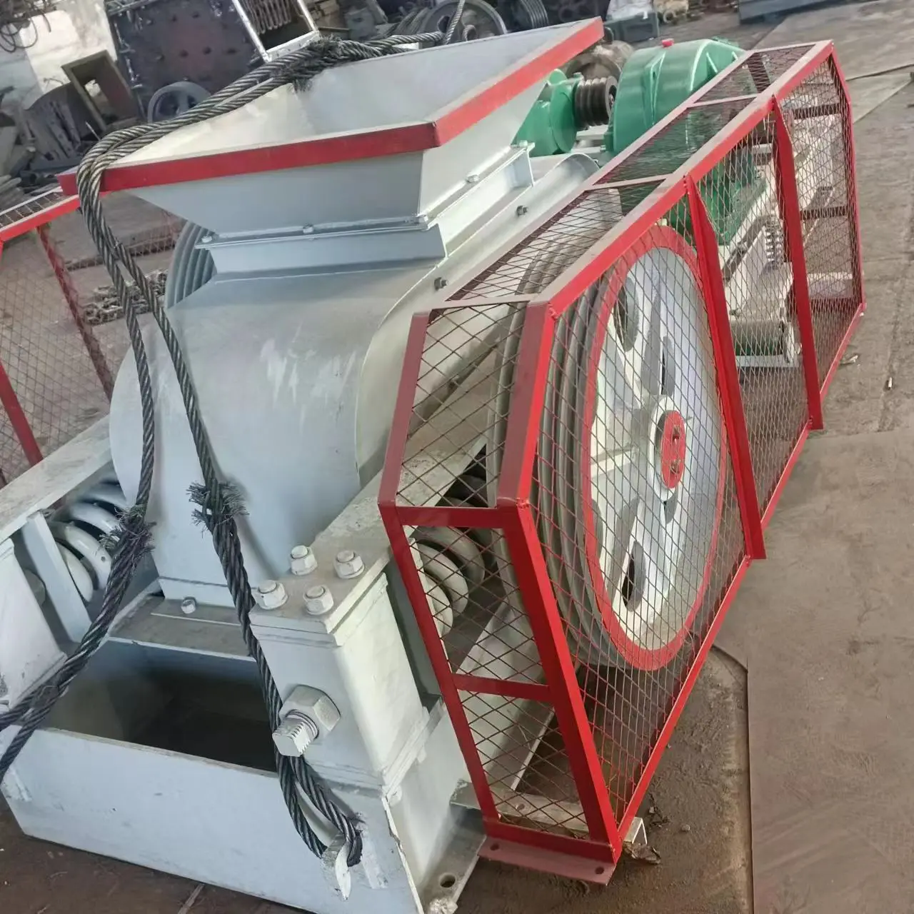 Complete Set Coarse Crushing 2PG450*500 Quarry Quartzite Clay Feldspar Roll Crusher,Aggregate Gravel Grushing Line Roll Crusher
