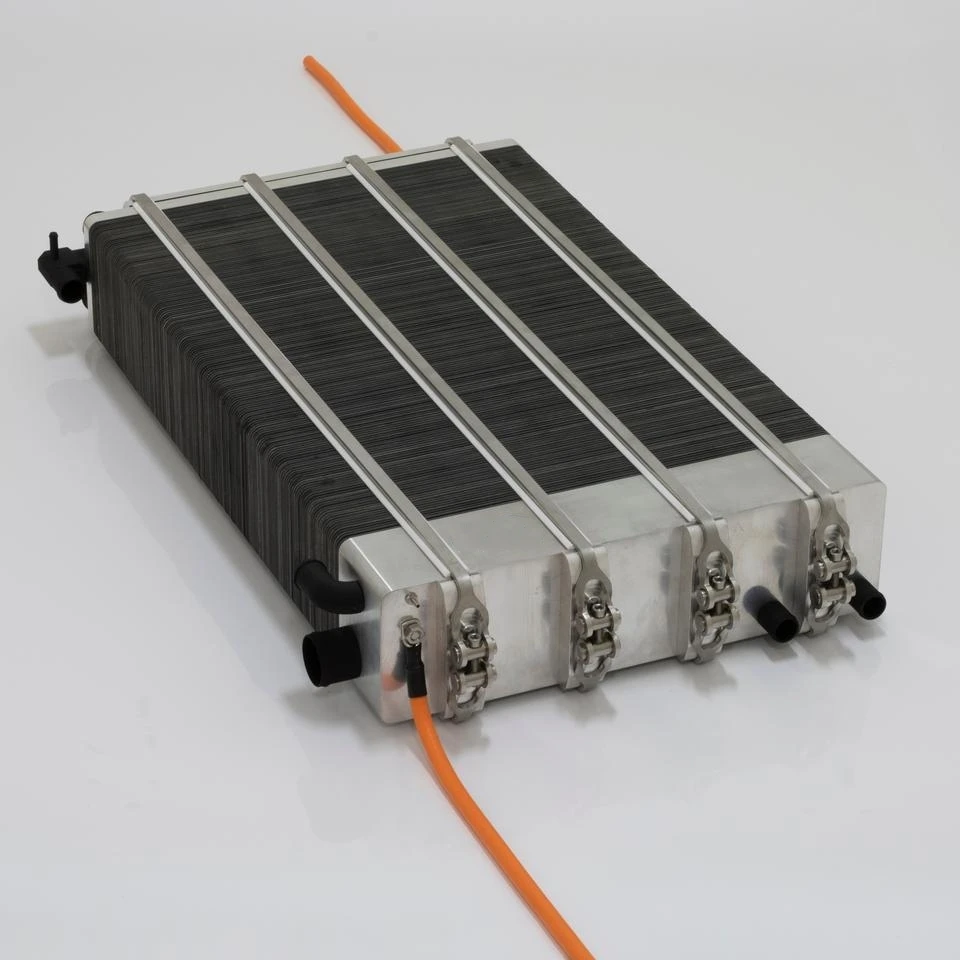 Green Energy And Zero Emission Power DMFC Direct Methanol Fuel Cell 120W Low Noise Methanol Fuel Cell Stack