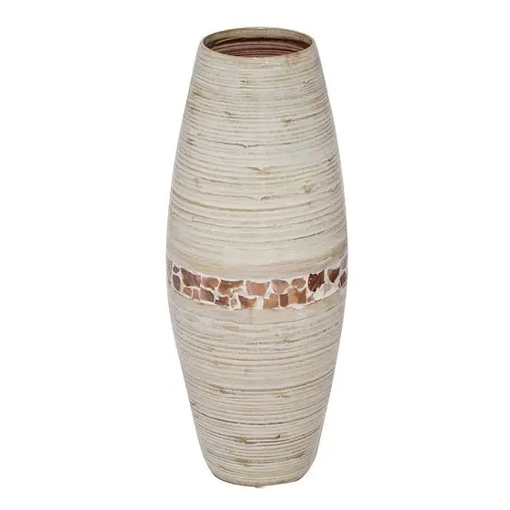 Бамбуковая ваза для цветов