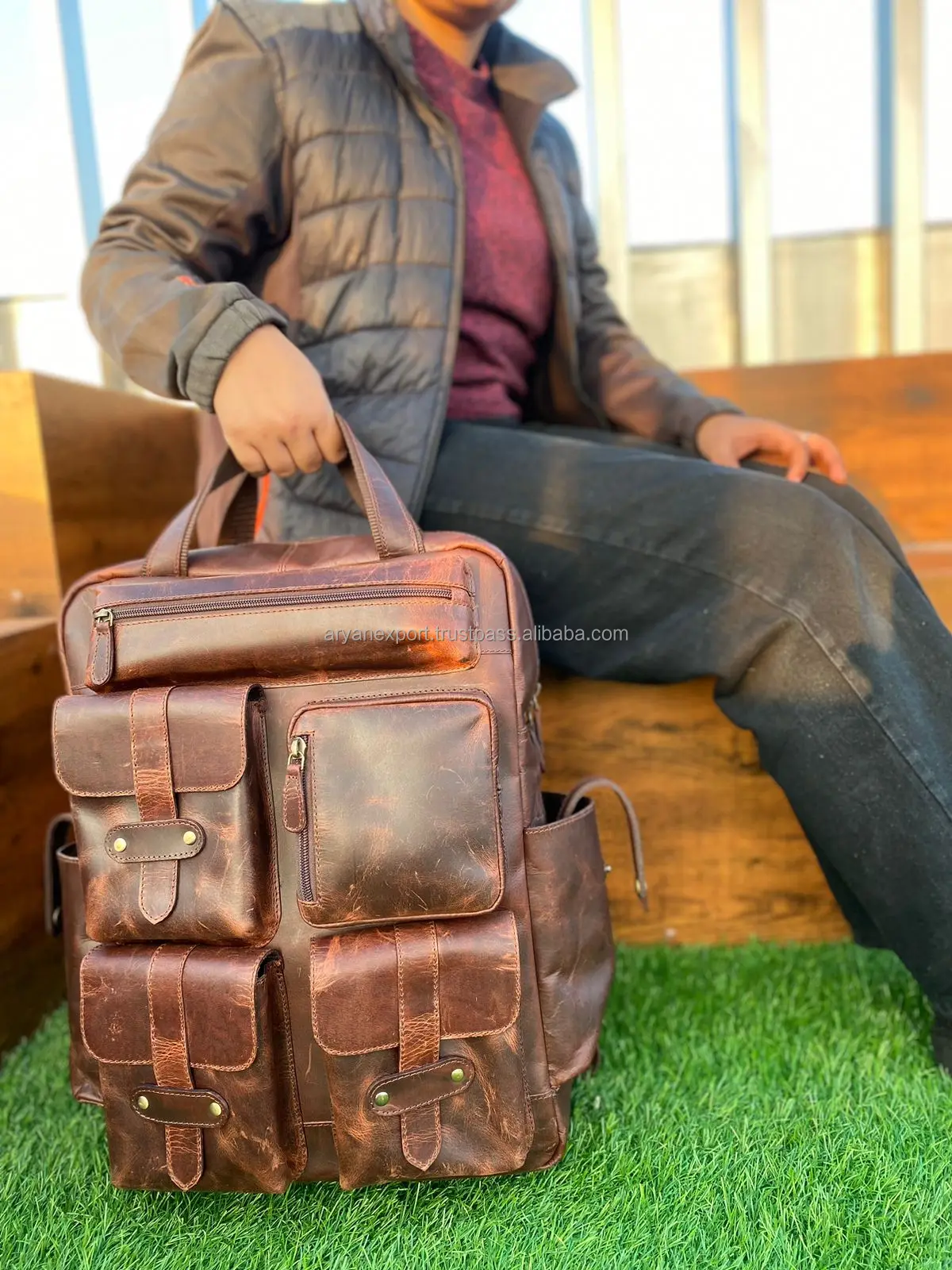 Back Pack Durable Casual Travel Genuine Leather Laptop Cowhide Leather Multiple Pockets Laptop Backpack