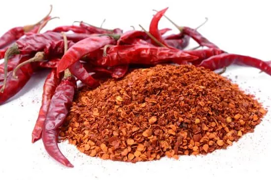 Natural Spices & Herbs Red Chilli Flakes And Powder No Artificial Color OTOP Product  Thailand With Experience 40 Years