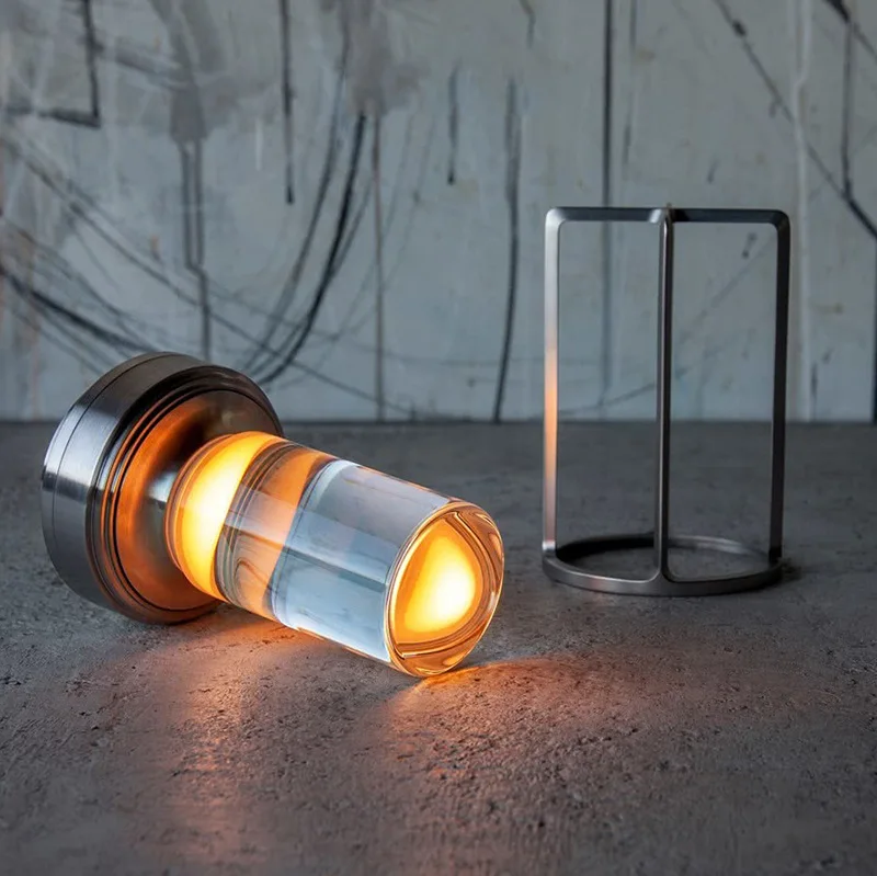 High Quality Retro USB Rechargeable Table Lamp Nordic Ambient Lantern Light Luxury Bar Restaurant Decorative Led Table Lamp