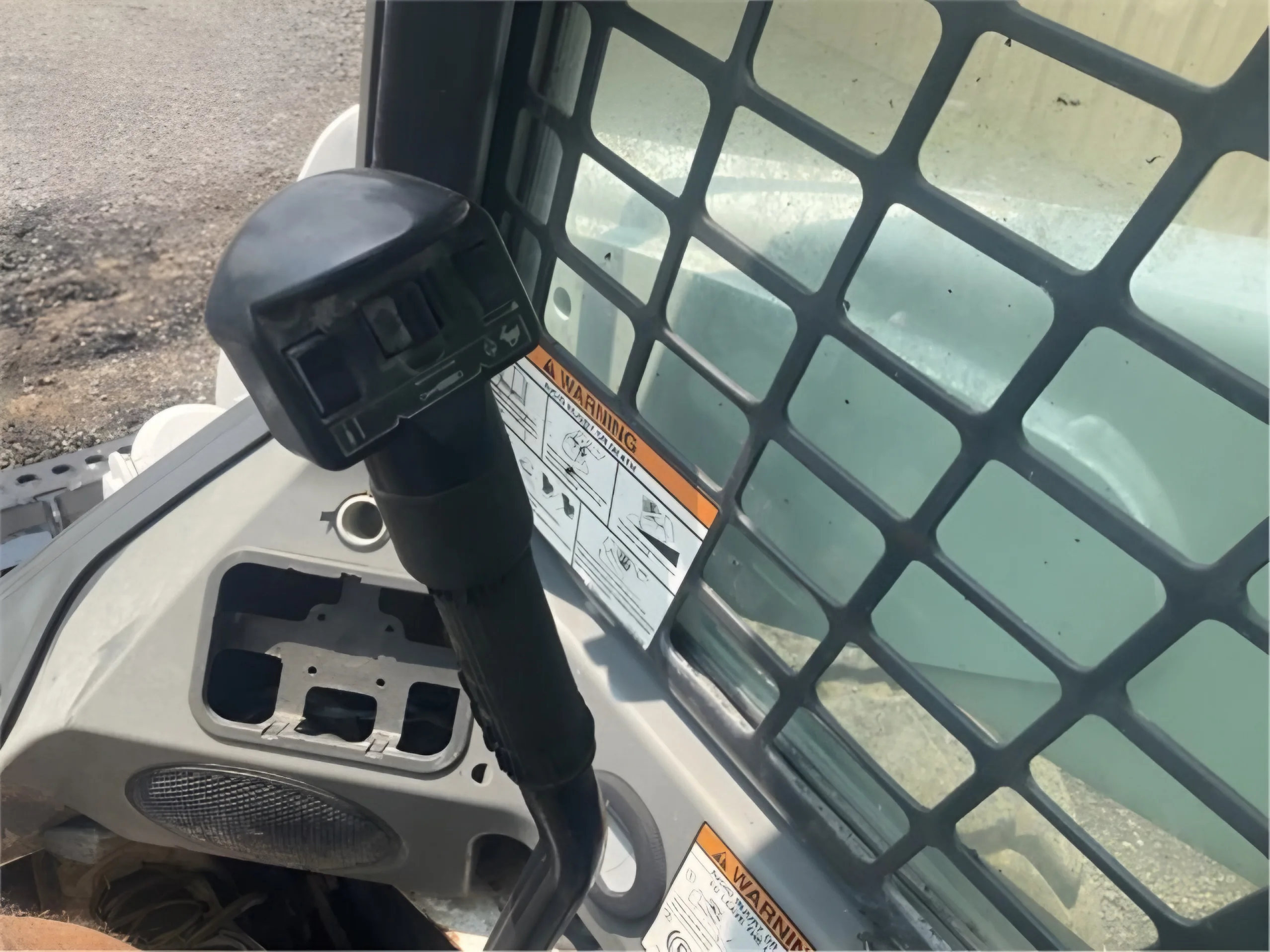 2015 BOBCAT S740 (14).JPEG
