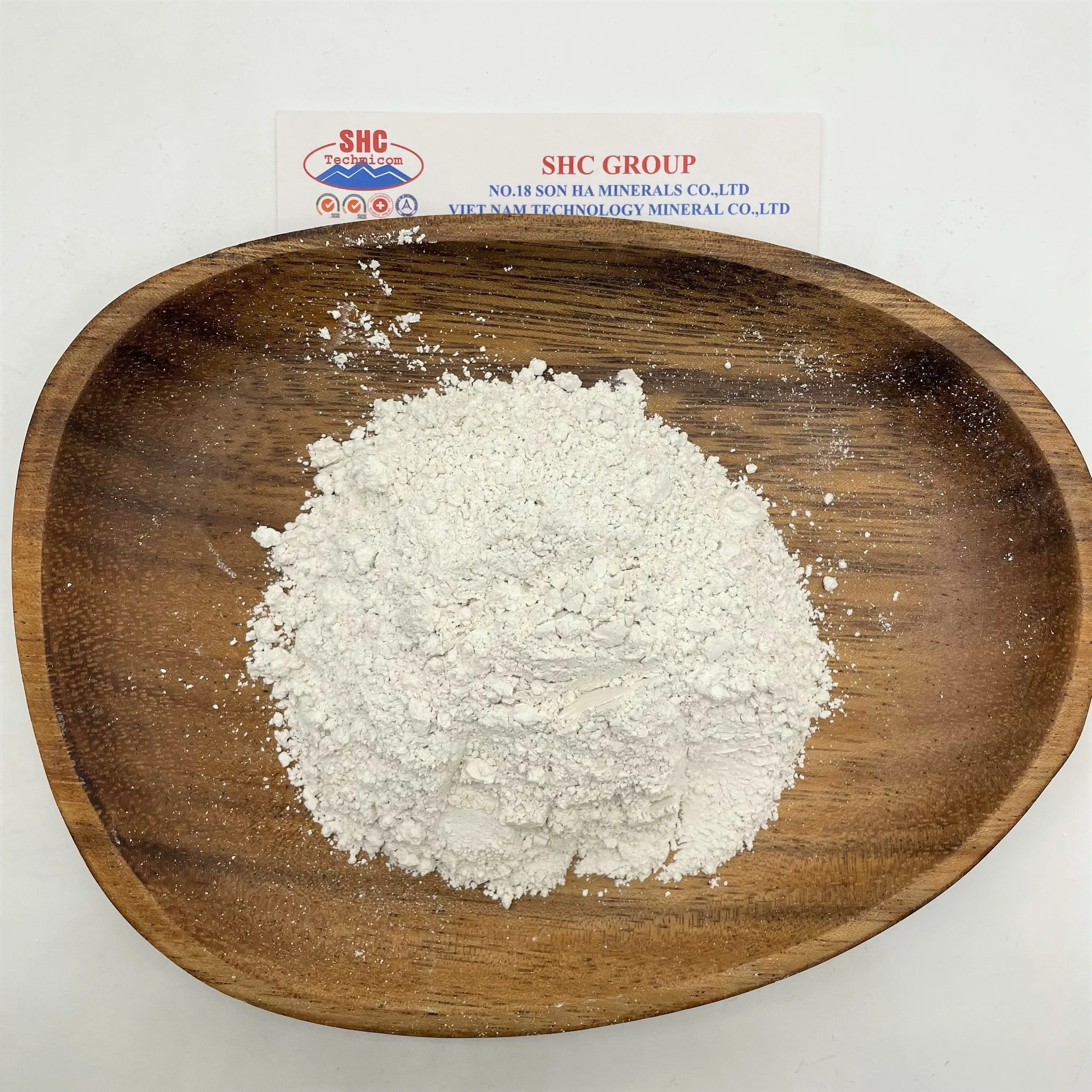 UP TO 96% PURITY HYDRATED LIME SLAKED LIME POWDER SIZE 200 MESH FOR MINING GOLD WATER TREATMENT SUGAR REFINERY VIETNAM FACTORY