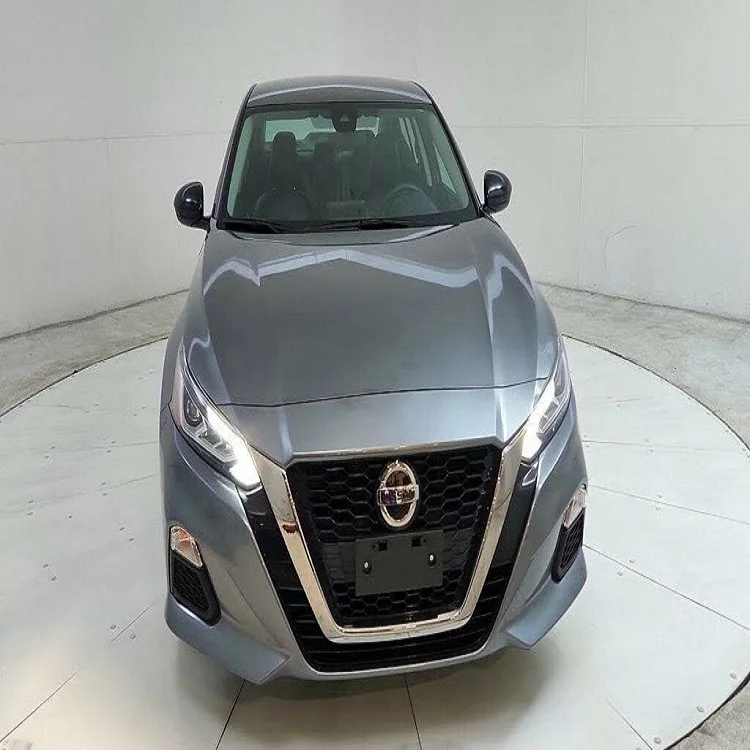 2022 N-I-S-S-AN Altima 2 5 SR AWD отличное состояние пакет с турбо-подсветкой небольшой пробег доступный в наличии на продажу