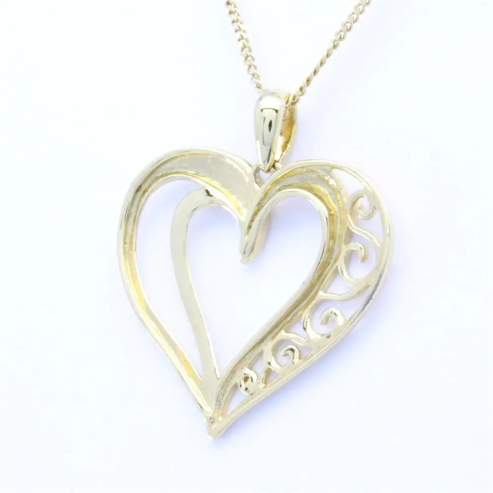 European Style Newest Ladies Jewelry Yellow Gold Rhodium Plated Charm Pendant 18K Plain Gold Heart Necklace