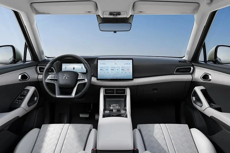 Hot BYD Yuan pro 2024 EV Atto 3 Plus byd yuan up ev 2023 model Flagship Version yuan plus up 301km byd atto 3 SUV Electric Car