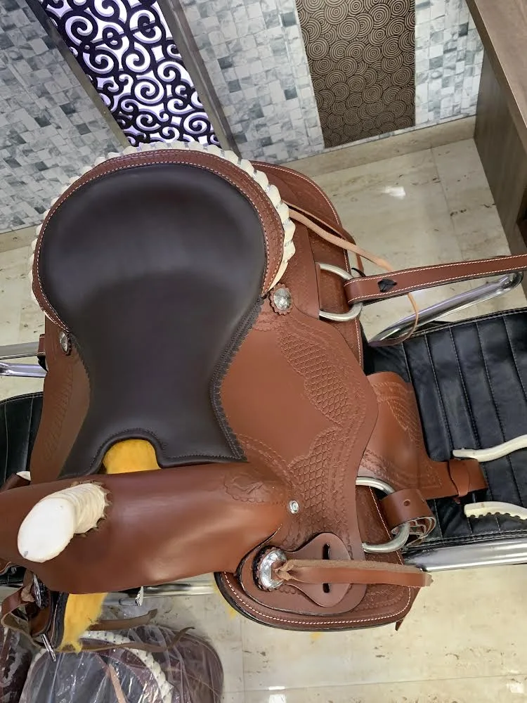 Comfortable English Horse Saddle  Best Selling American Leather Saddle Western English Horse Saddle Real Leather Horse Riding Pr