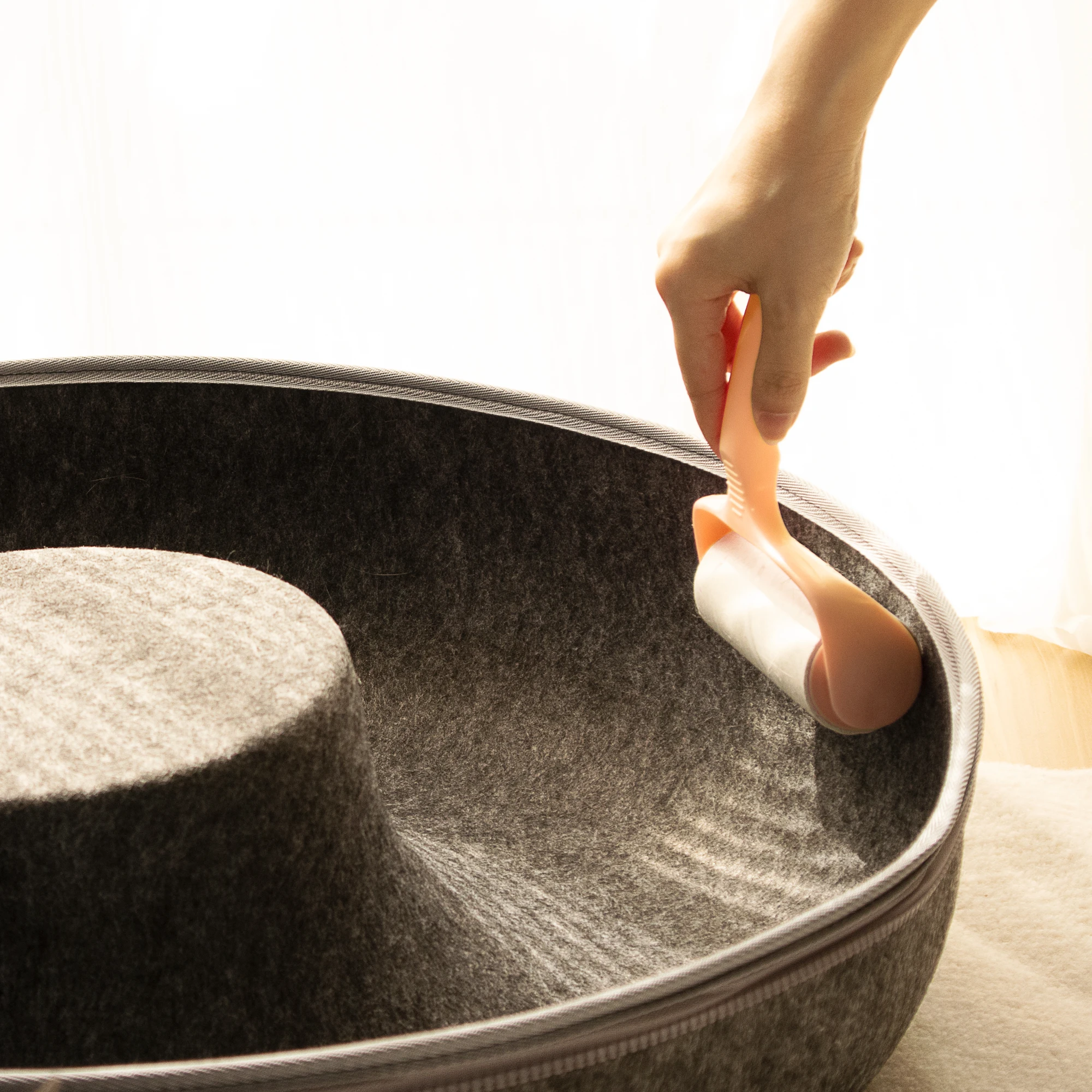 Donut Tunnel Large House Nest and Cat Scratcher Bed Made of Felt Fabric for Playful Cats