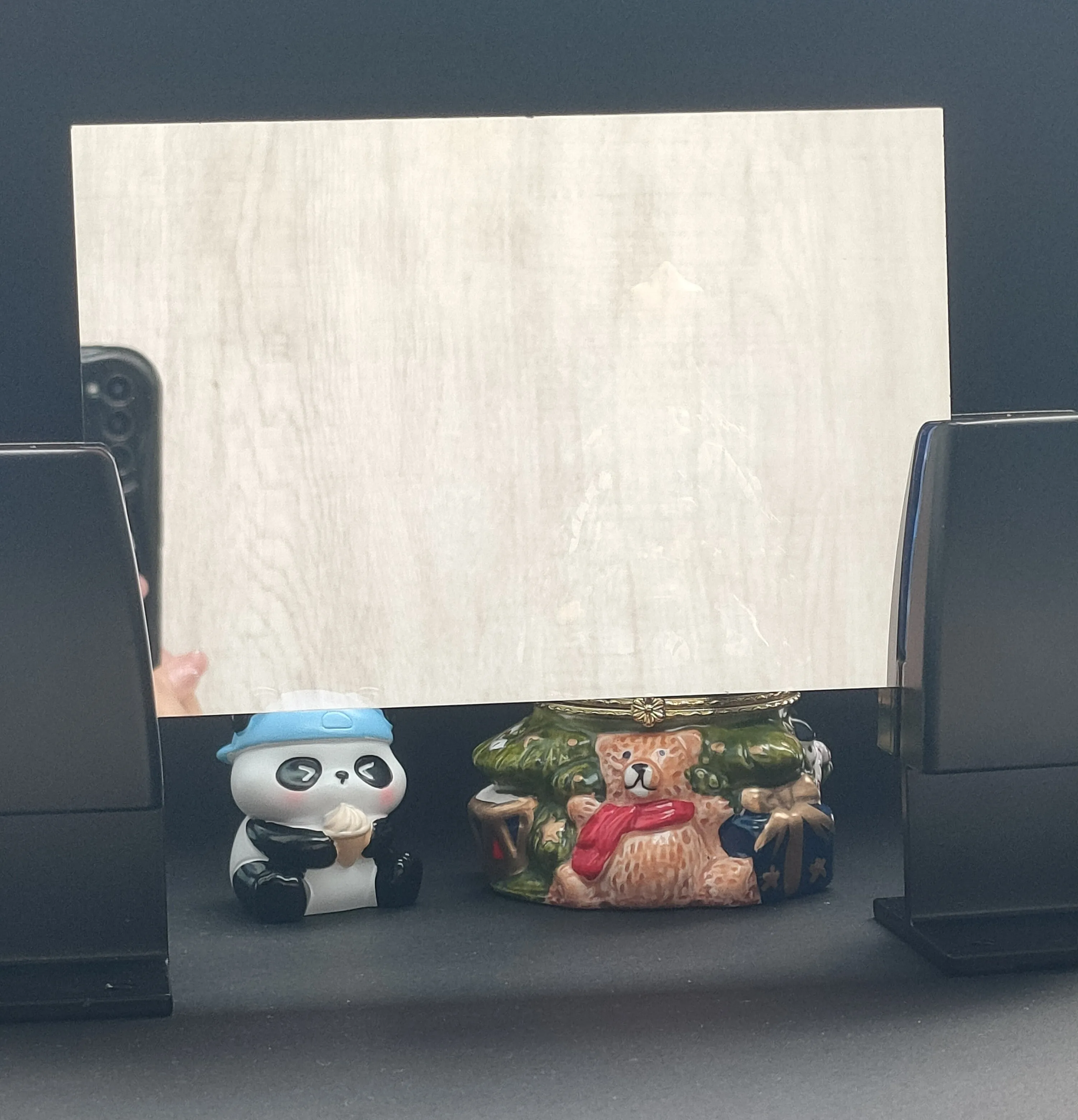 Factory direct sales waterproof high reflective mirror display glass transmittance for smart display advertising screen