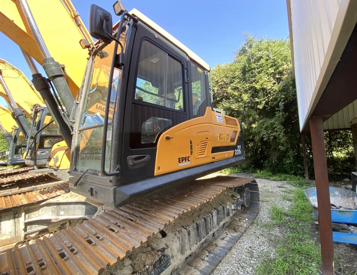 50% Off Hot Sale HX220L With Low Hours Power Quick Attach Good Tracks Fully Serviced Ready to Run And Operate