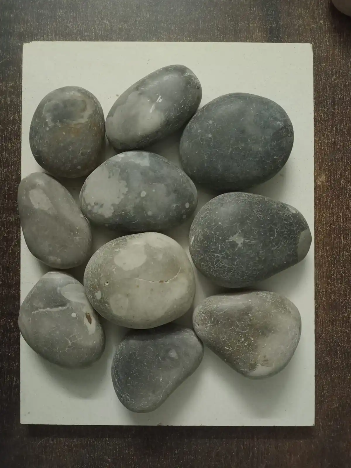 Natural quartz white grinding media stone with round and uneven aggregate stone rocks for ball mill Paving stone