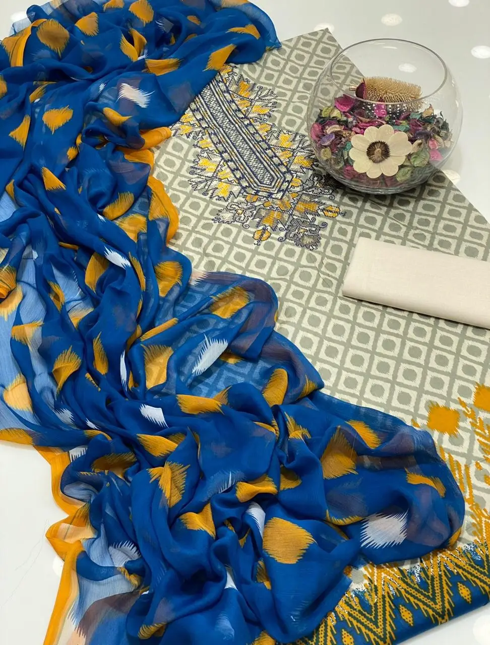 Punjabi dress for ladies Indian Pakistani Clothing