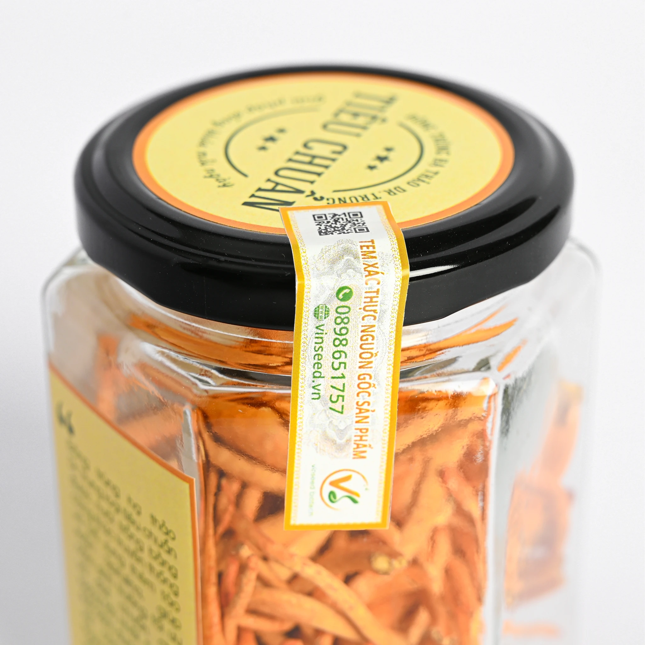 Freeze Dried Cordyceps Mushroom Wholesale Cordyceps For Food ISO 22000 2018 Customized Packaging  Packed In Net Weight Vietnam