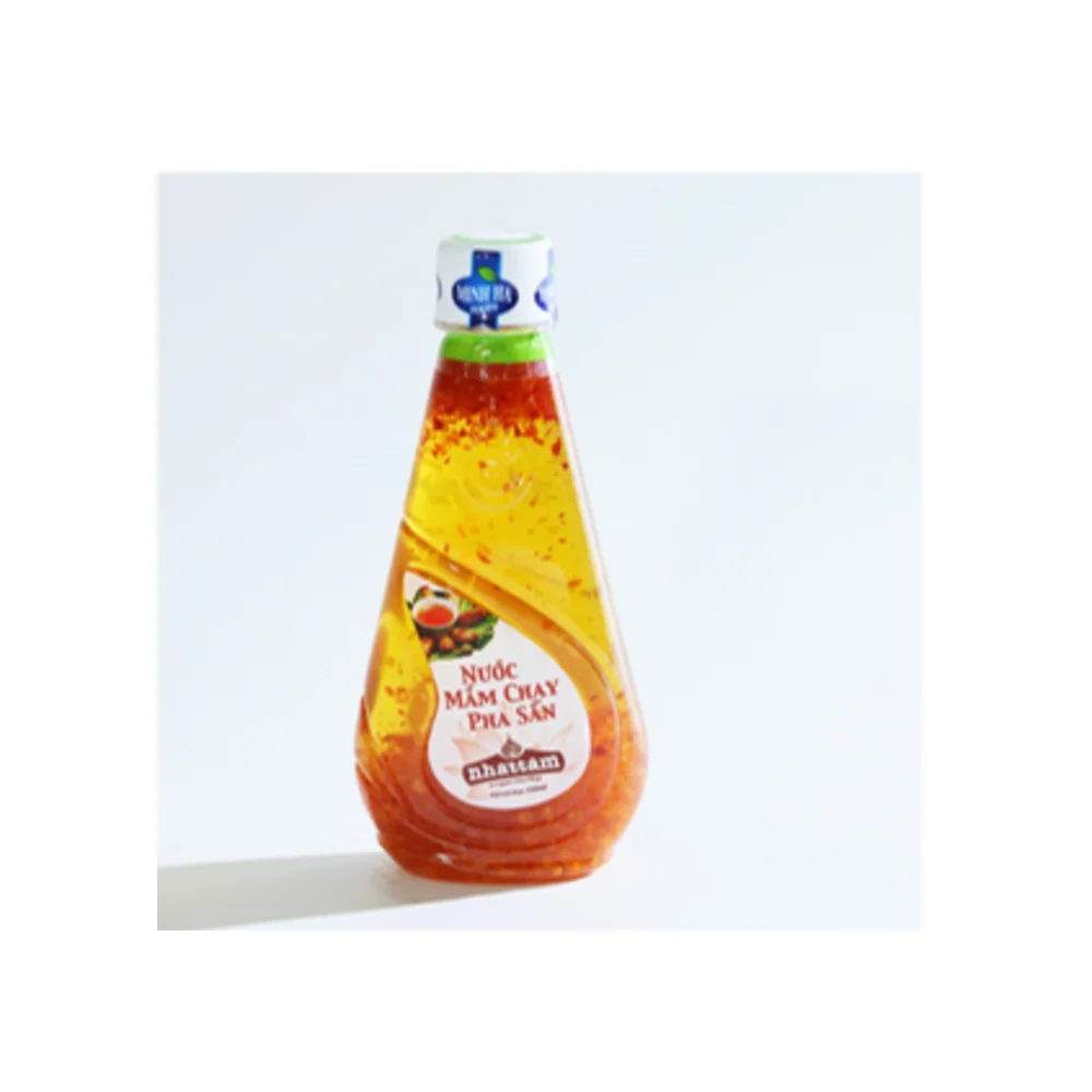 High Quality Condiment HACCP One Year Shelf Life Red Orange Delicious Taste Vegan Paprika Red Chili Fish Sauce In Box Packaging