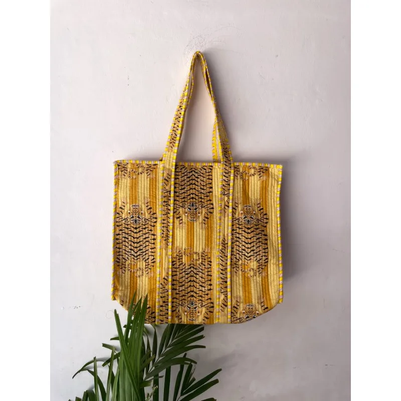 Wholesale Lot of Indian Cotton Quilted Handbags Bohemian Style Tiger Printed Fashion Casual Shopping Bags for Women