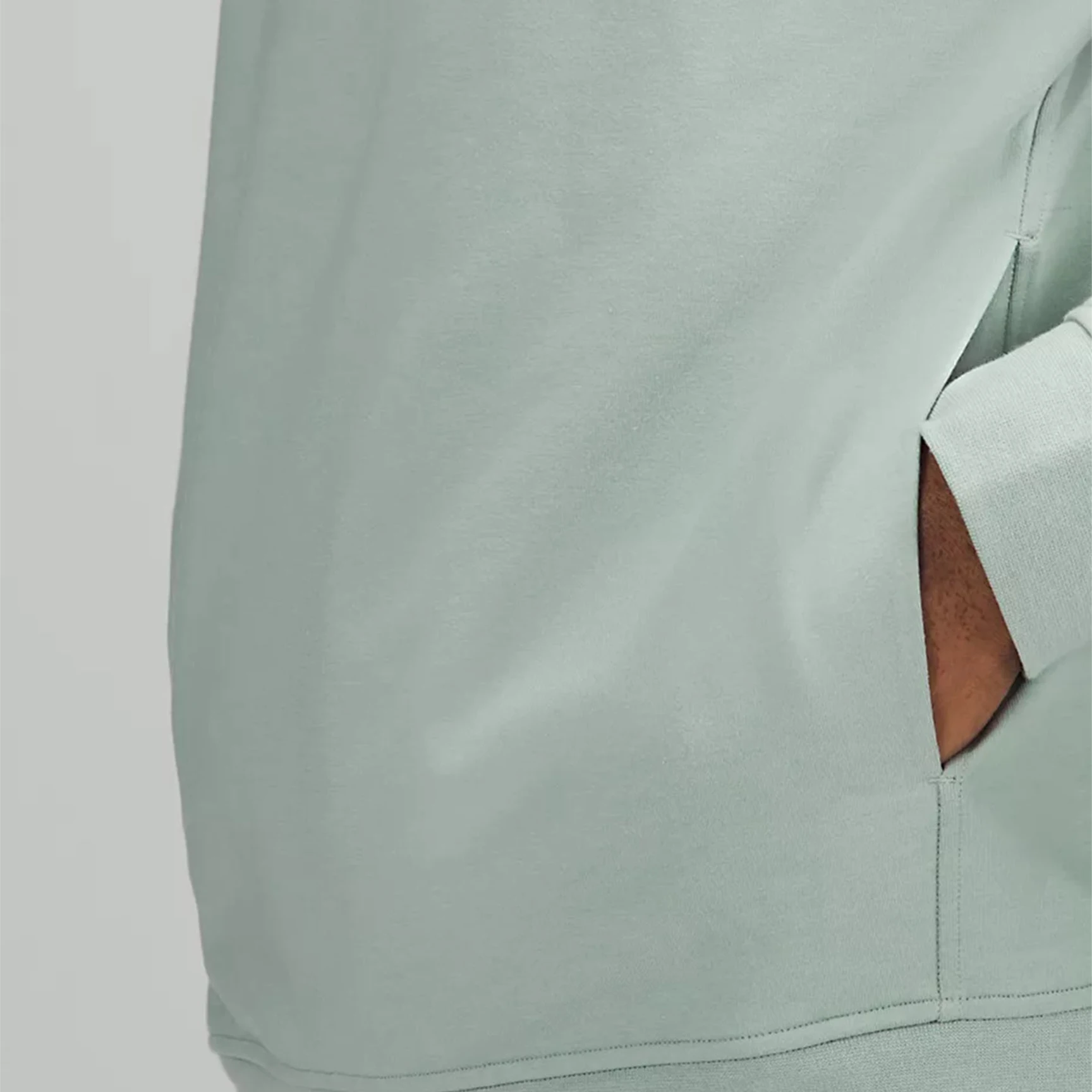 Брендовый пуловер с капюшоном для мужчин большого