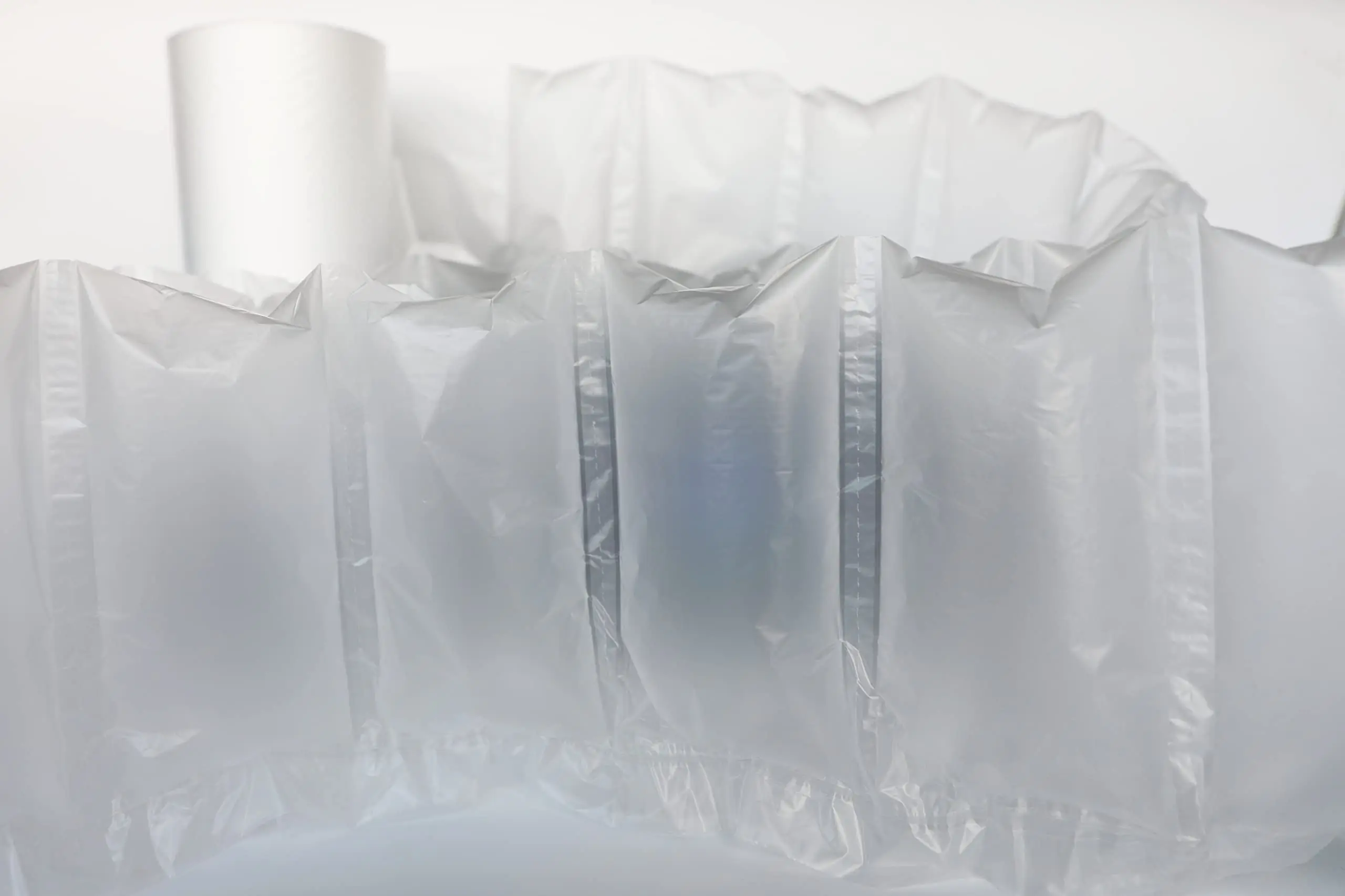 Wholesale Inflatable Packing PE & PA Cushion Film Shock Resistant Air Bubble Column Packaging Wrapping Roll Sheet
