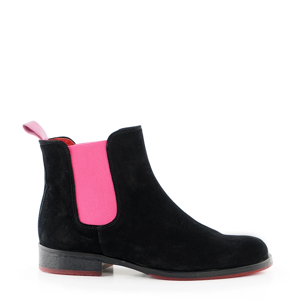 HIGH QUALITY YOUNG HANDMADE SOFT BLACK SUEDE MID BOOTS WITH FUCSIA ELASTIC BAND WALKING WOMAN BOOTS MADE IN ITALY