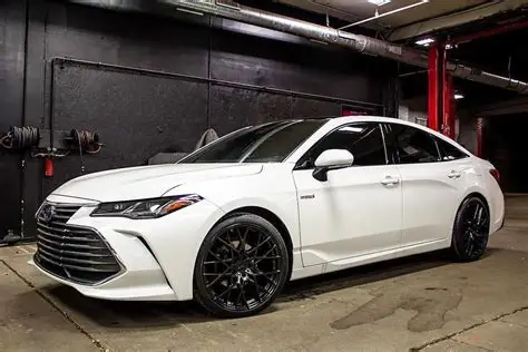 Используемые автомобили Toyota Avalon Лидер продаж дизельный двигатель 2015-2023 рулевой левый Пробег для продажи