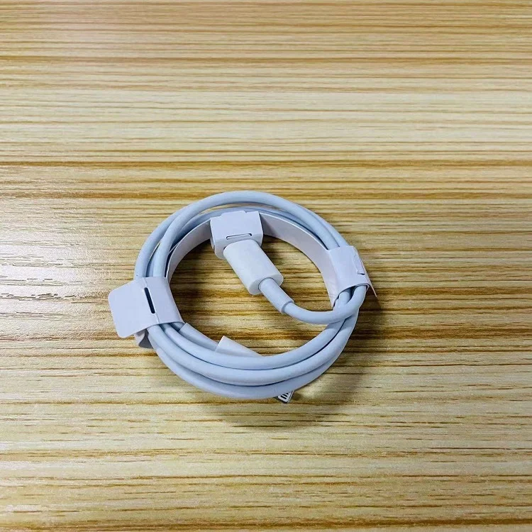 Top Selling Products 20W PD Original Fast Charging Car Charger With Cable Type C Car Mobile Charger For iPhone  12 13 14