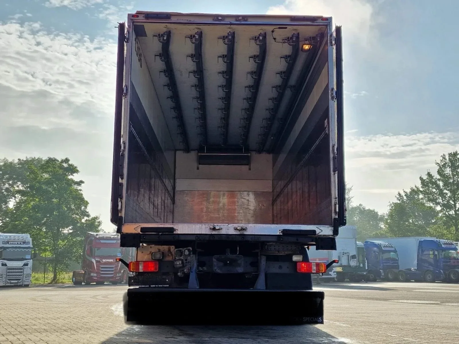 Бесплатная доставка самосвал грузовик SCA NIA G440 Thermoking евро 6 2013 6x2*4 Автоматическая коробка передач рефрижератор