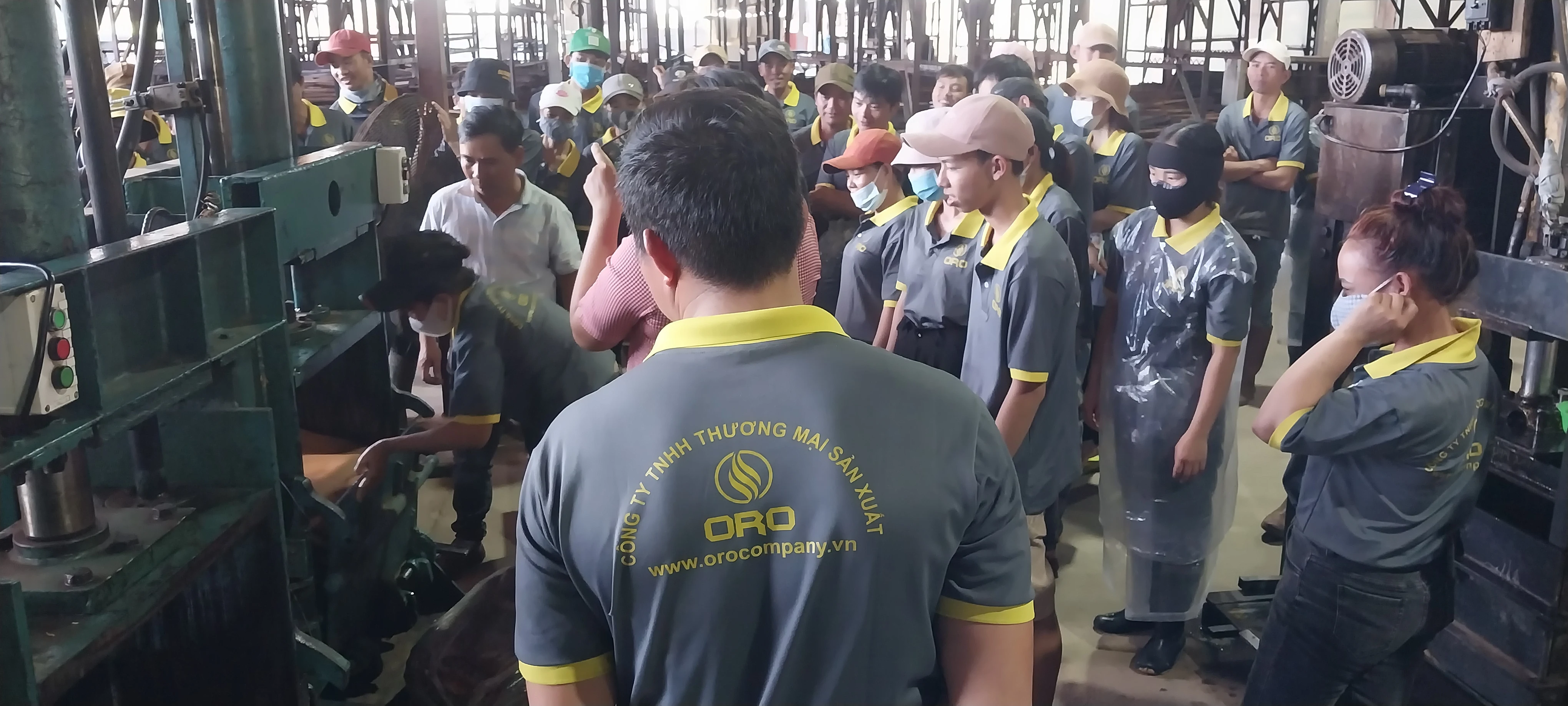 natural rubber material for tire cao su latex sheet silicon products and the large rubber or plastic factory smoked