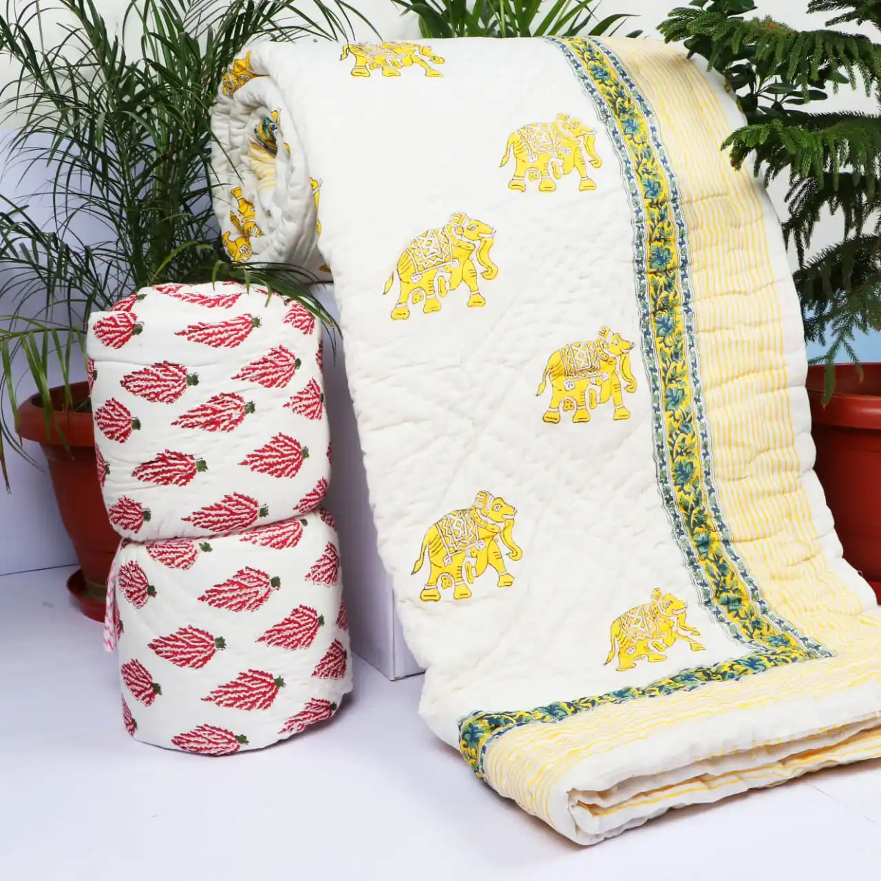 Christmas customization wholesale solid bed printed quilts Attractive Cotton Ethnic Reversible Razai Quilt Hand Block Quilt