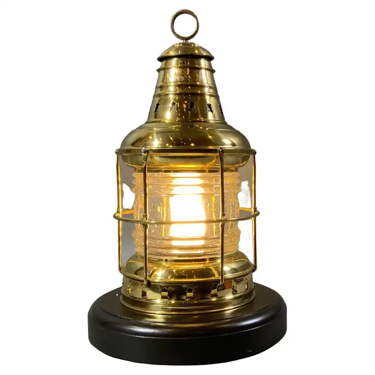Brass And Copper Kerosene Oil Lamp In Antique Finished For Outdoor Usage With Modern Design With Elegant Style In cheap prices