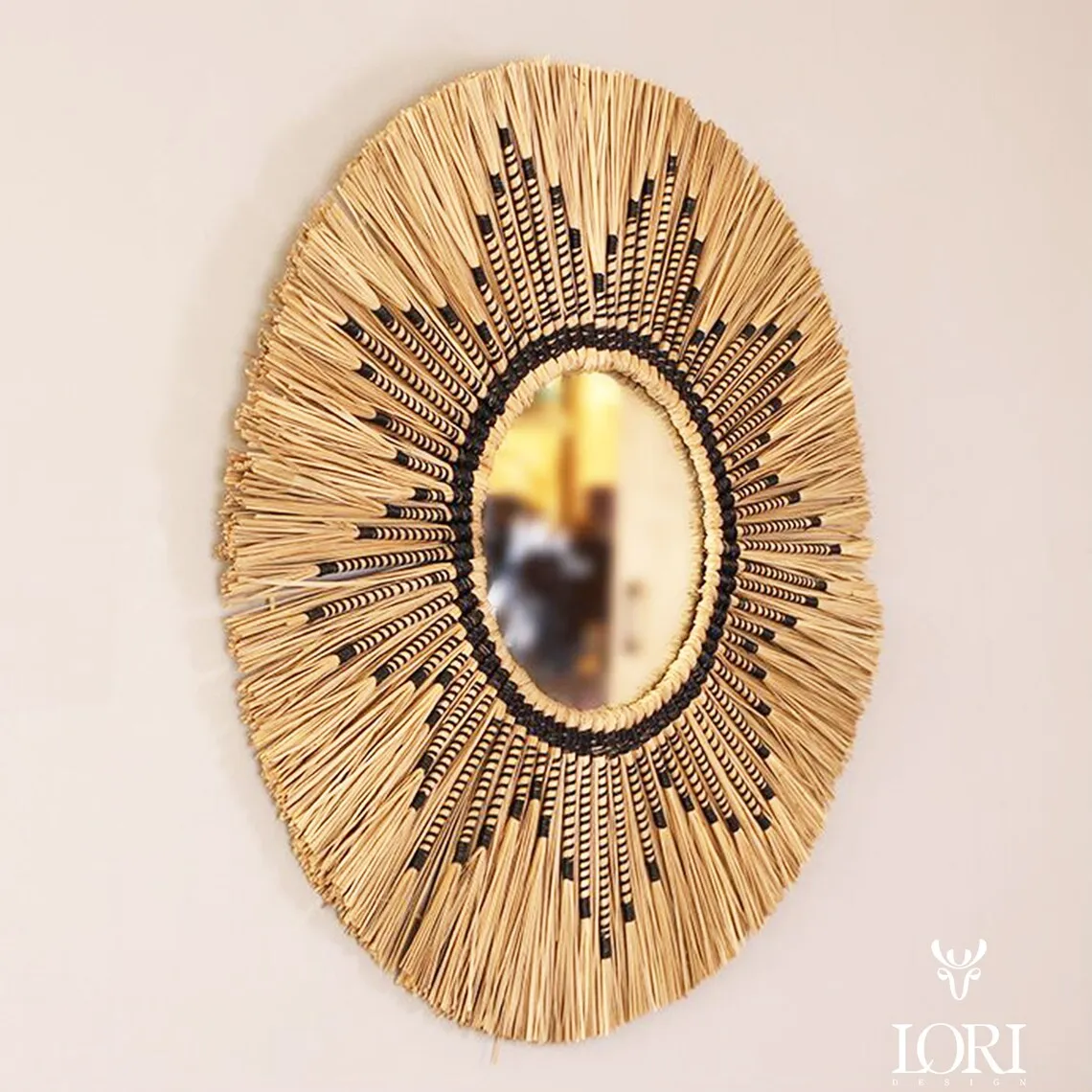 Wholesale Vintage Handwoven Natural Seagrass Mirror Vietnam Round Rattan Wall Mirror Home Decoration Art Wall Hangings Mirrors