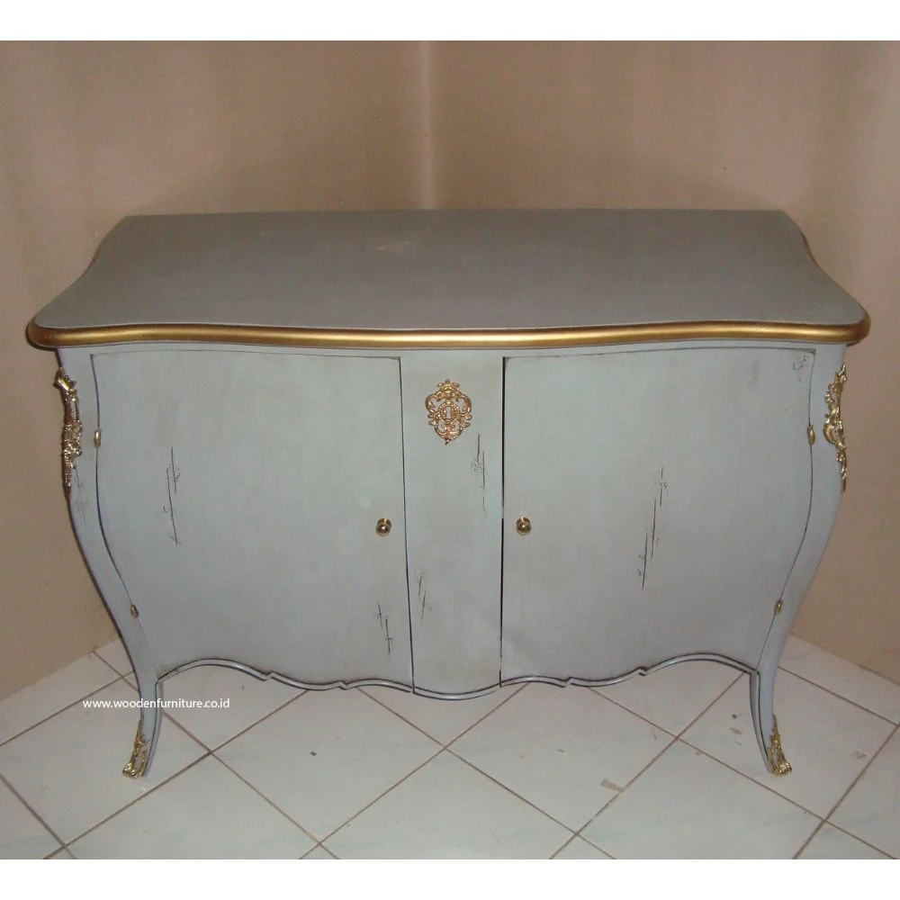 Деревянный буфет или сервант в французском стиле качестве кухонного шкафа предназначенного для мебели столовой