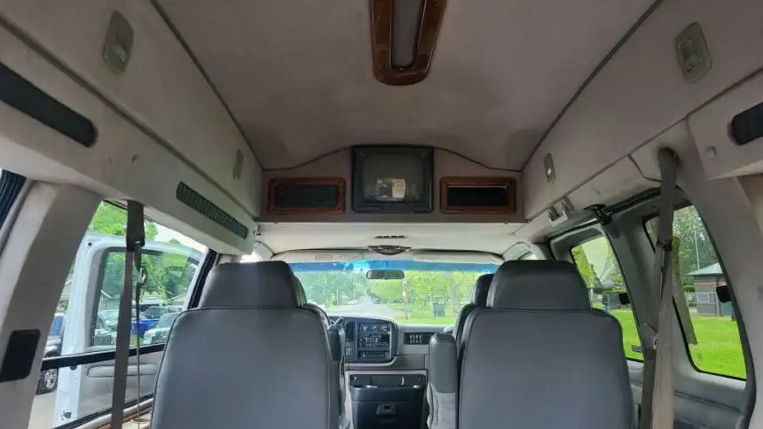 Quality Used/New 1998 Chevrulet Chevy Cargo Van 1500 135 For Sale