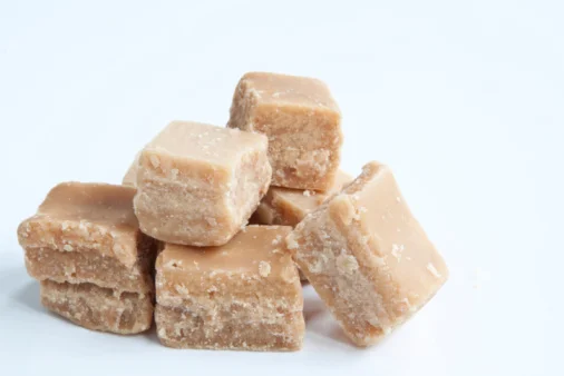 Indian Grade White Jaggery Cube   Hot Selling 2022 Organic White Jaggery Cube