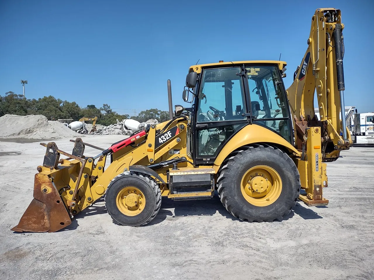 Good Condition CAT 432F Used Backhoe Loader Caterpillar 4x4 420F 432F Loader Backhoe Cheap price