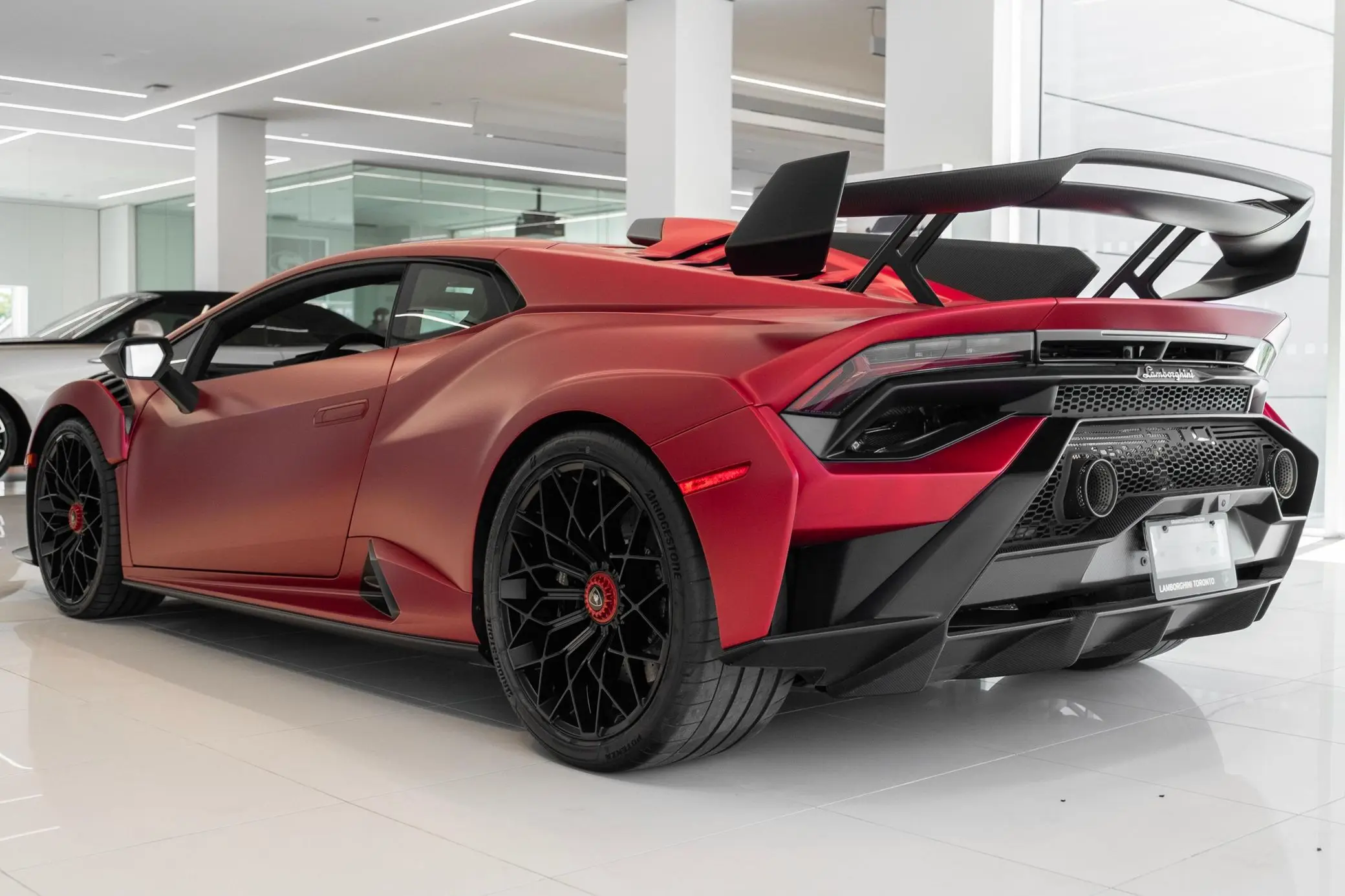 USED 2021 Lamb0rghini Huracan STO RWD