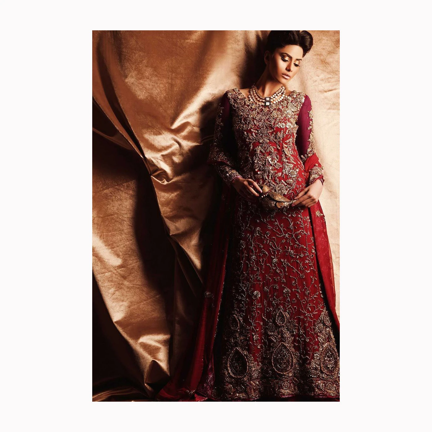 Fashion wholesale wedding dress v neck Lace Half Sleeves Long Beach pakistani wedding dresses bridal woman dress wedding
