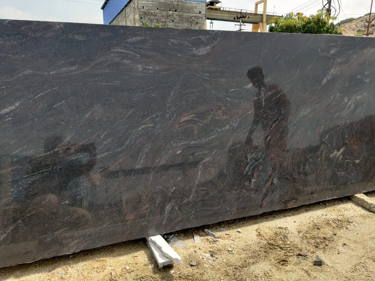 Best Quality Classic Paradiso Granite Slabs Polished Flamed Honed Sandblasted for Kitchen and Villa Applications