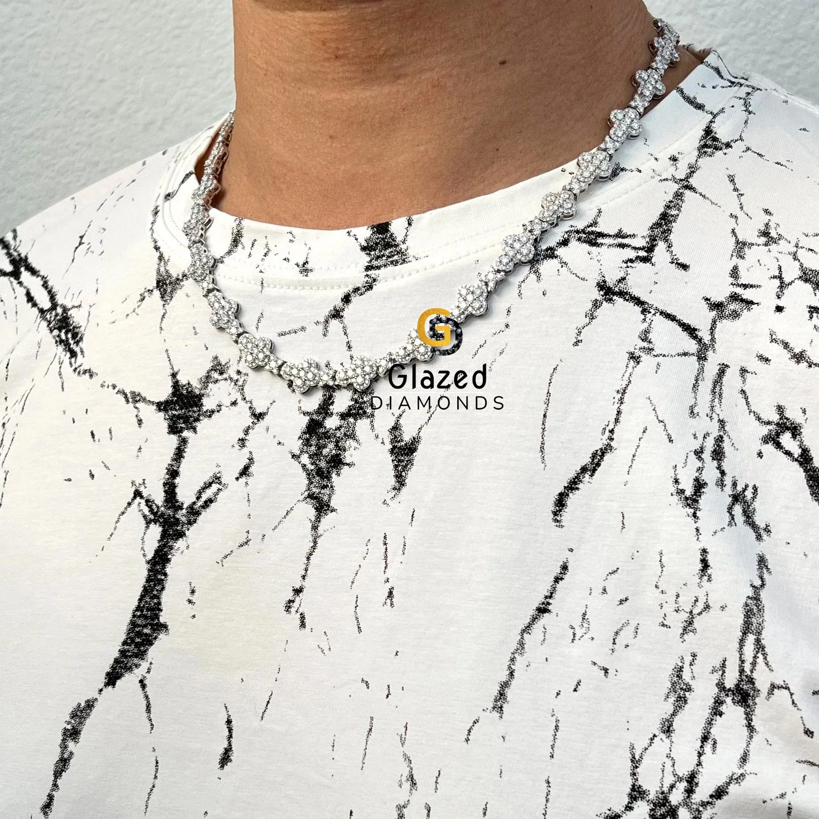 Gorgeous Fully Iced Out 10Kt White Gold Cross Link Chain Adorn With Round Cut Vvs Clarity Lab Grown Diamonds For Men