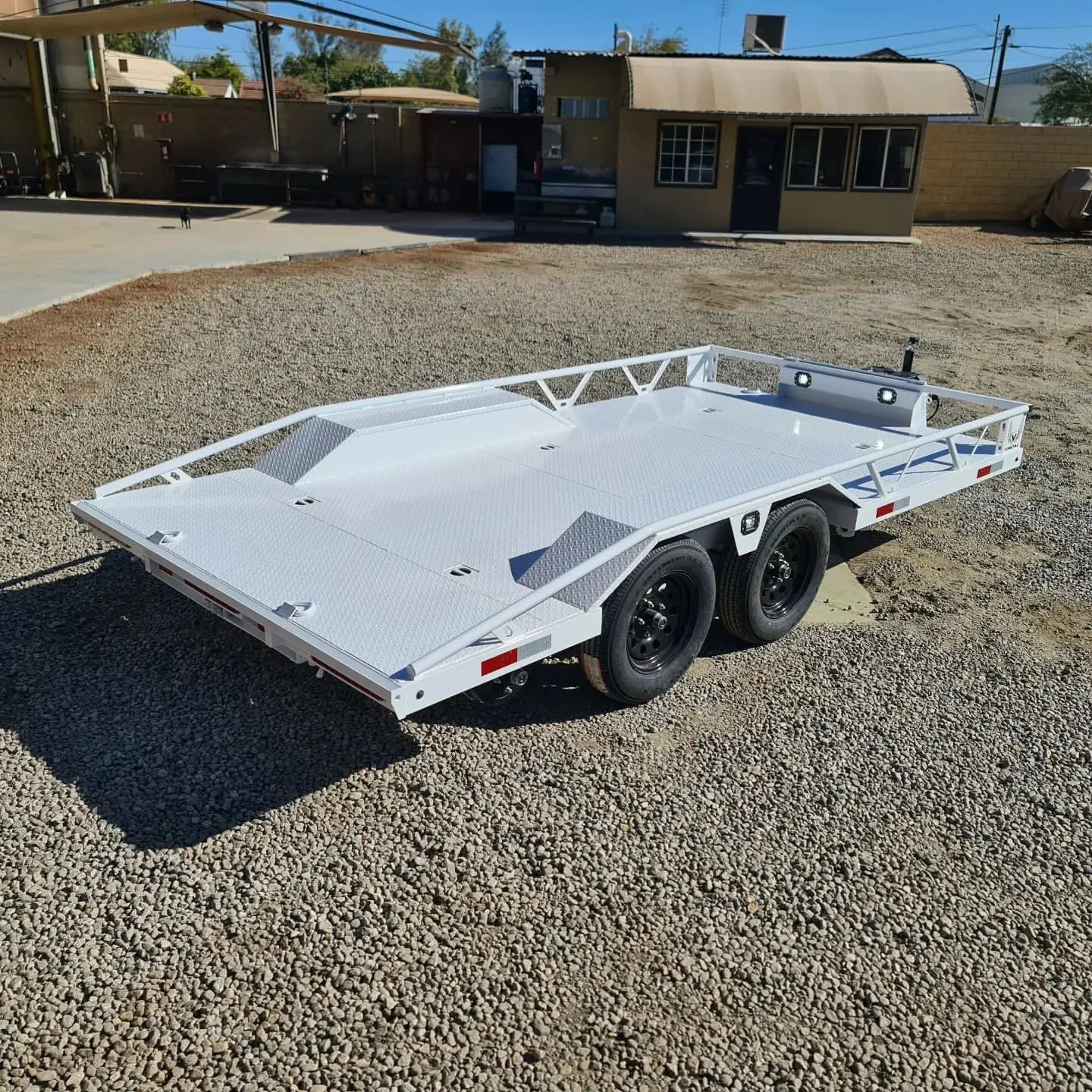 Доступный автомобильный прицеп для прицепа 750 кг алюминиевый Наклонный