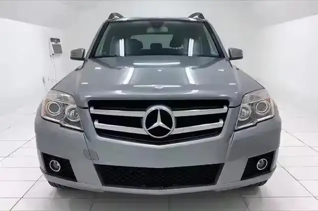 Доступен автомобиль без вмятин-Benz GLK с левым и правым рулем