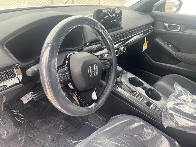 Fresh 2023 HONDAs Civic Sport