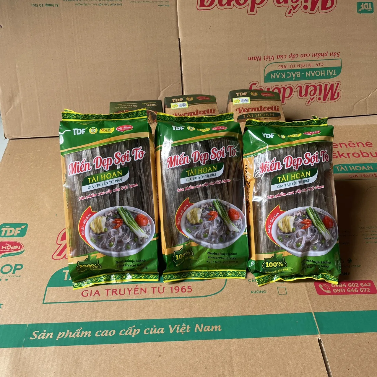 TAI HOAN Brand Name Traditional Flat Vermicelli/ Dried Noodles Bag 500 grams High Quality From Vietnam