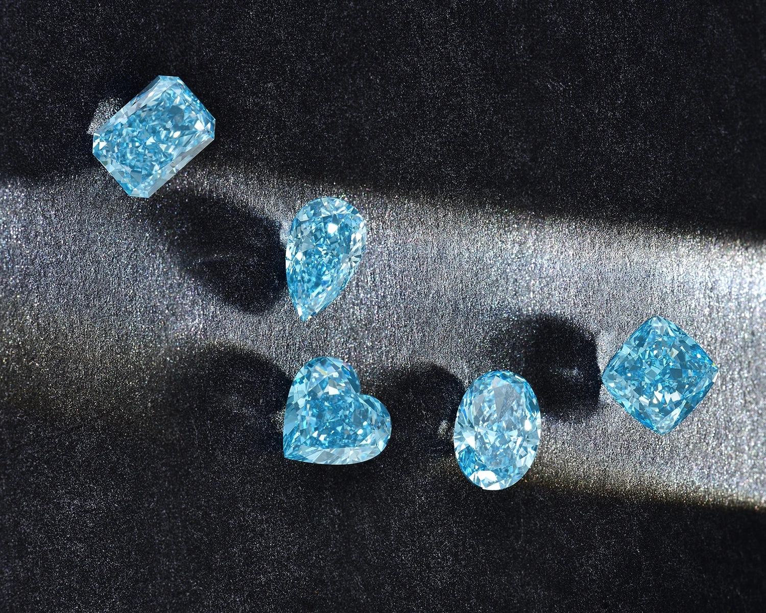 Lab Grown 1.7ct Blue Asscher Cut Synthetic Diamond Set In 18K White Gold Engagement Fashionable Women Ring