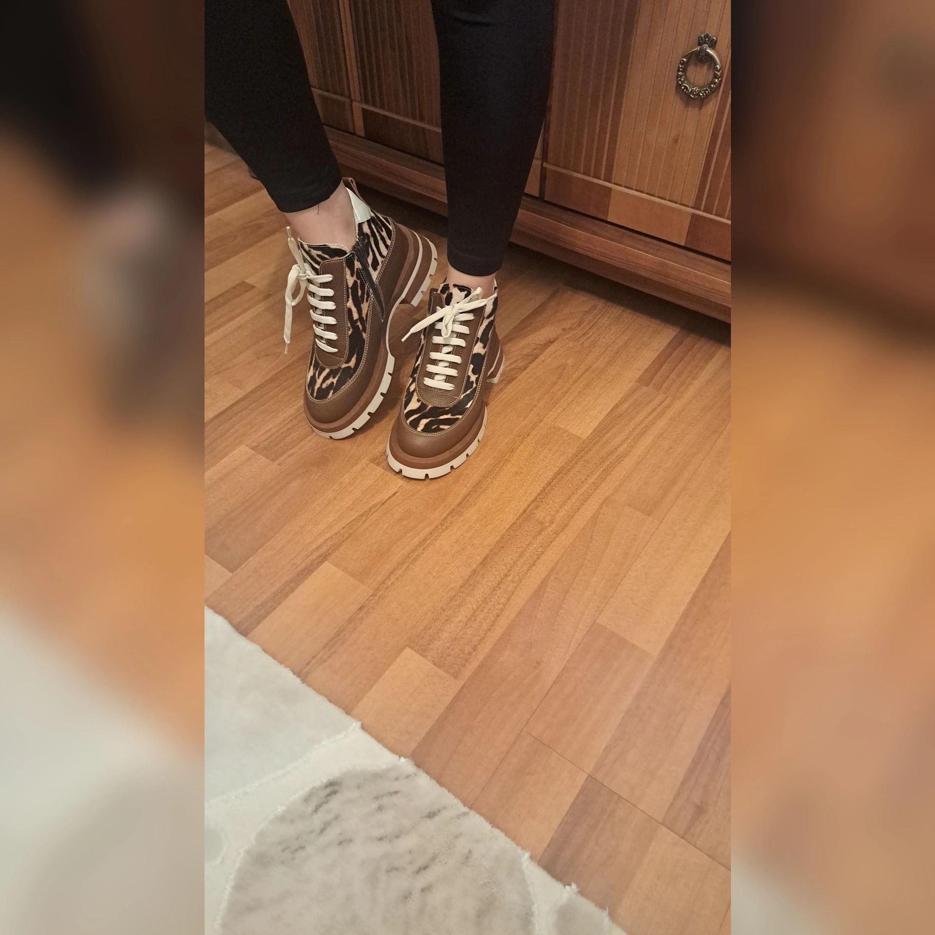 Женская спортивная обувь для бега в европейском стиле на складе высшего качества роскошная повседневная женщин