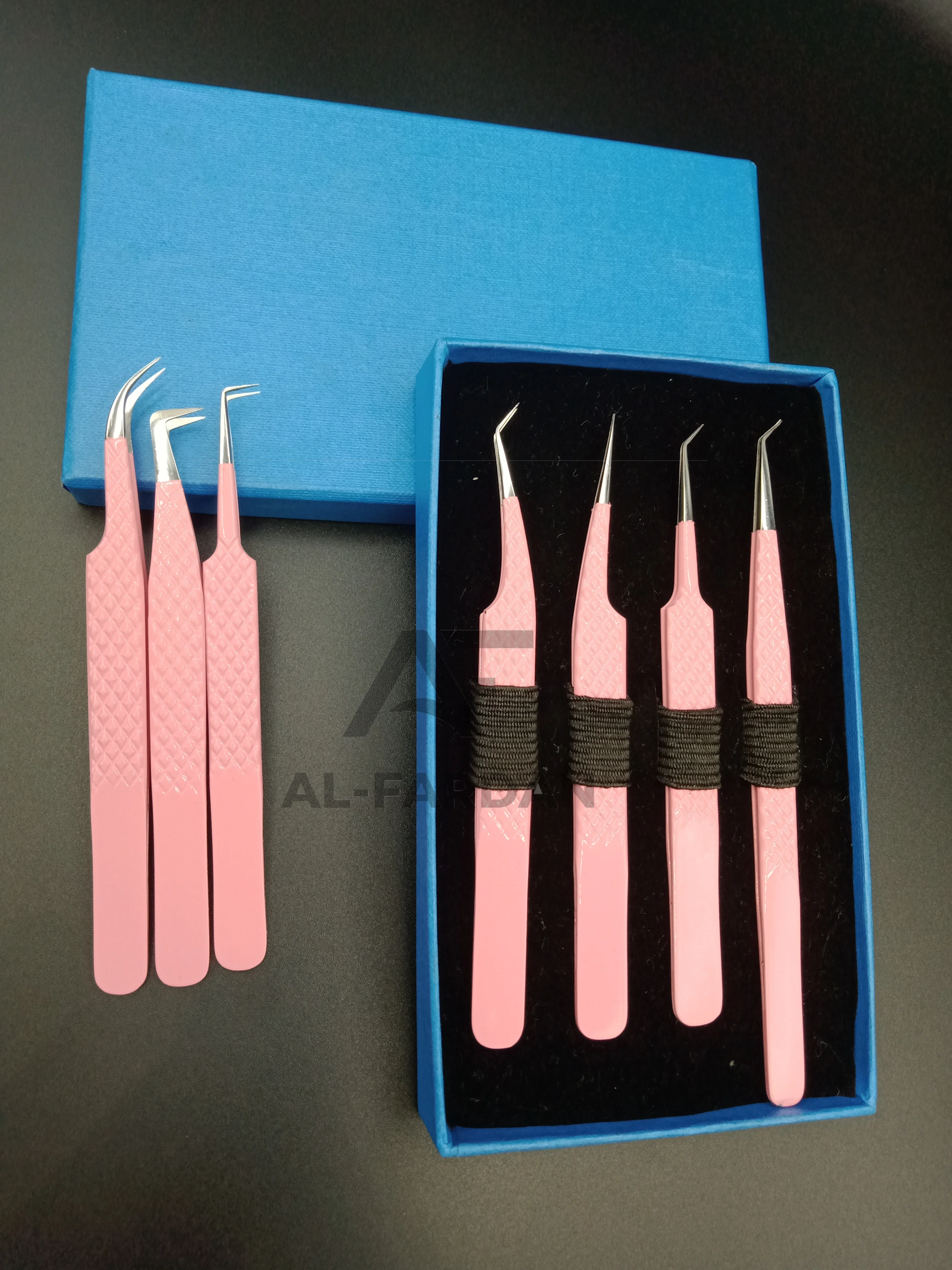 Пинцет для ресниц