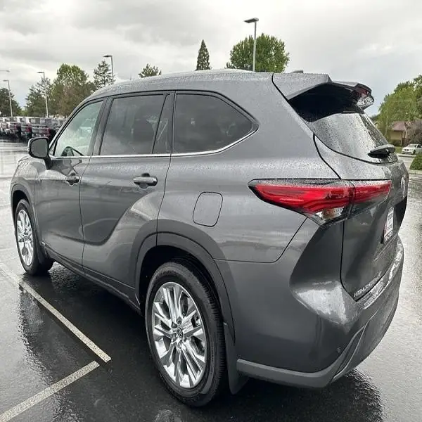 Лучшая цена отлично использованный 2022 Toyotas Fortuner LTD 2.8L 4x2 при безаварийном внедорожном внедорожник